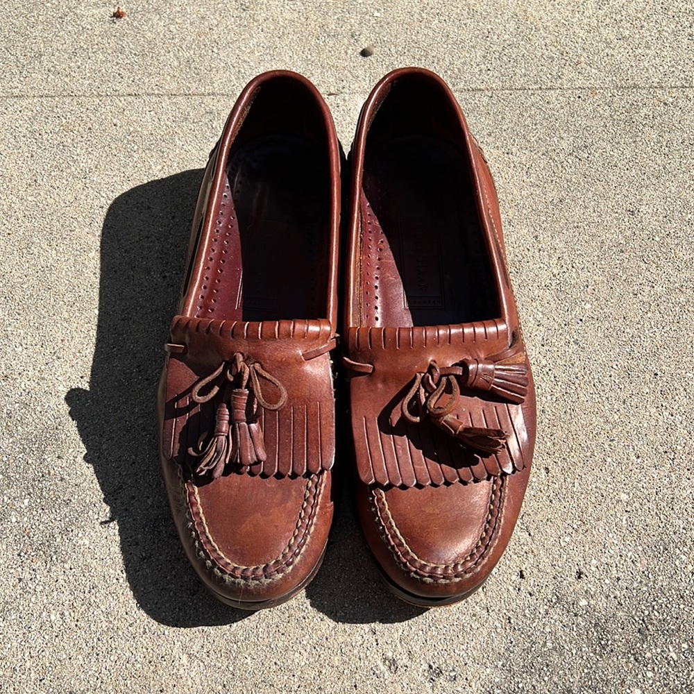 COLE HAAN leather top siders